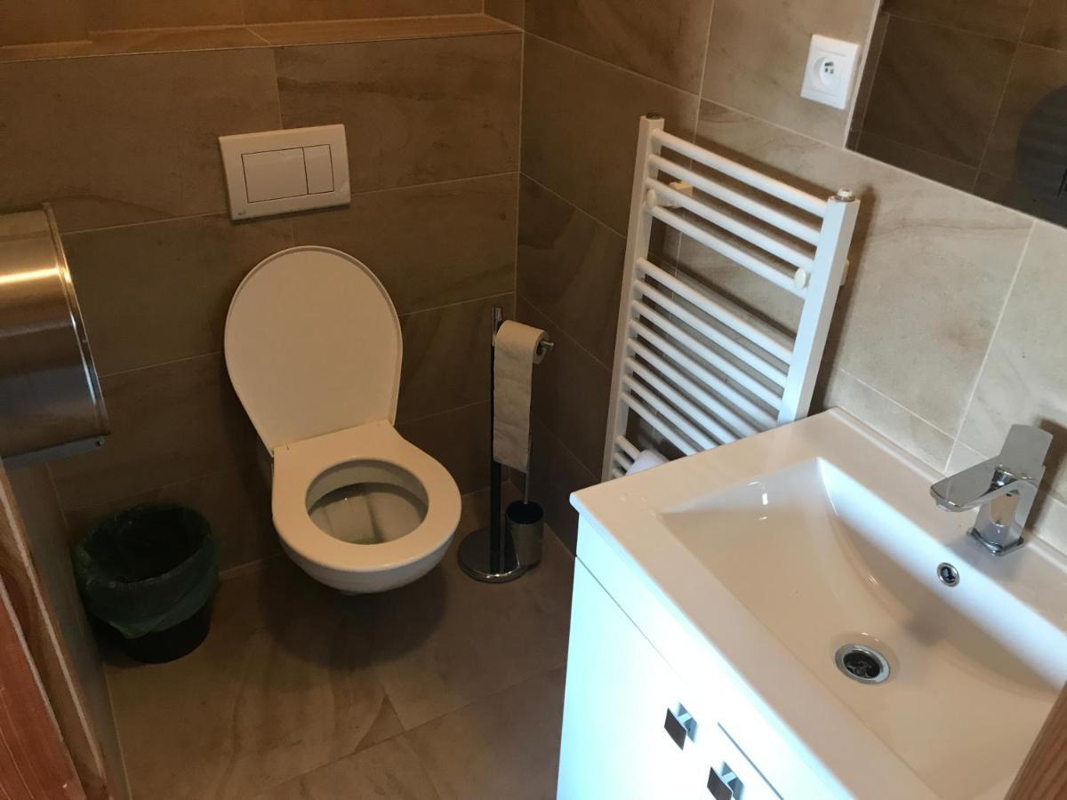 Apartman Pod Lomnickym Stitom - 105M2 Tatranska Lomnica Bagian luar foto
